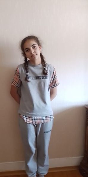 Qaraciyər sirrozundan əziyyət çəkən 14 yaşlı qızın anası: “Evimizi girov qoysaq da, pulumuz çatmır” 